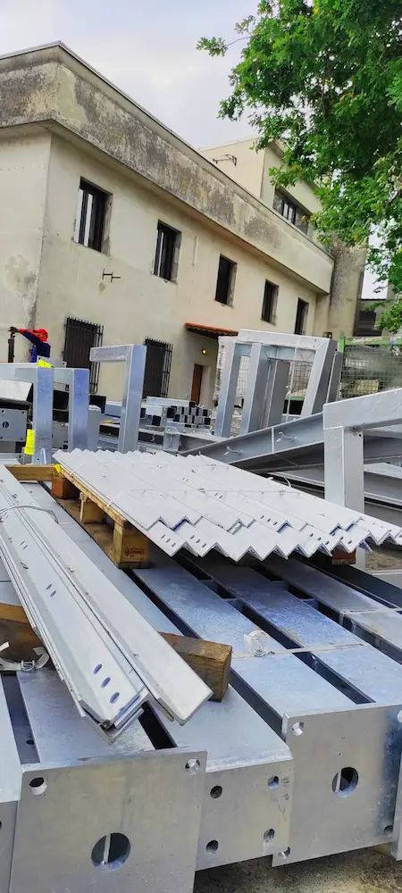 Costruzione edile, ampliamento aziendale - capocommessa